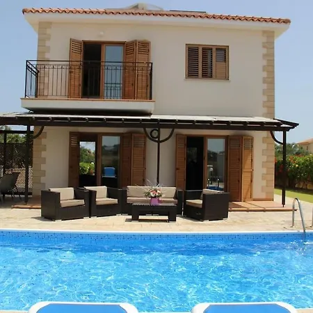 Palm 3 Bedrooms - Sleeps 6